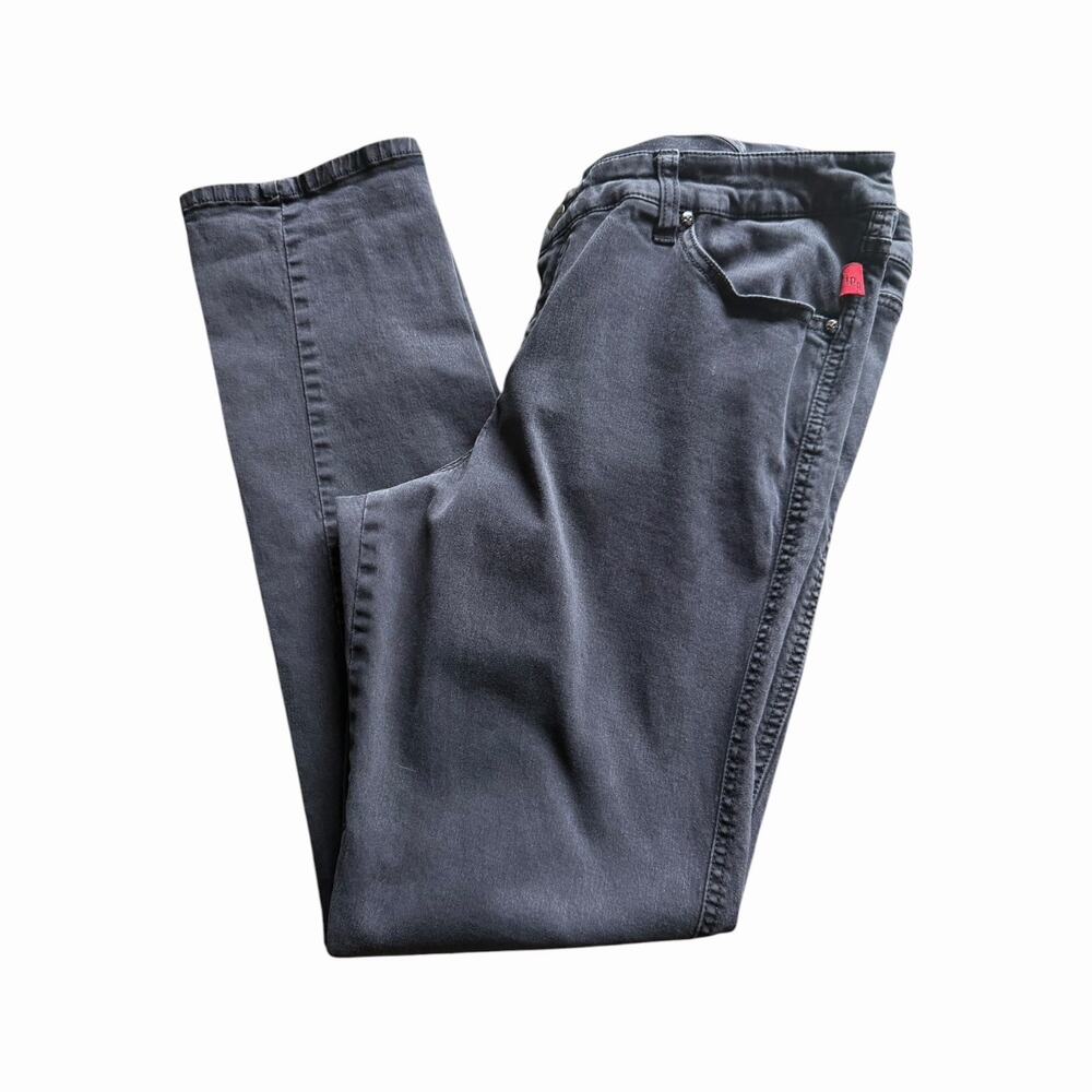 TRIPP NYC Jeans Womens 18 Skinny Black Stretch Skull Rivet Goth Punk Zip Fly